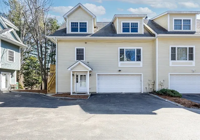 2nd image of 81 Beecher Pl, Newton Center, MA 02459