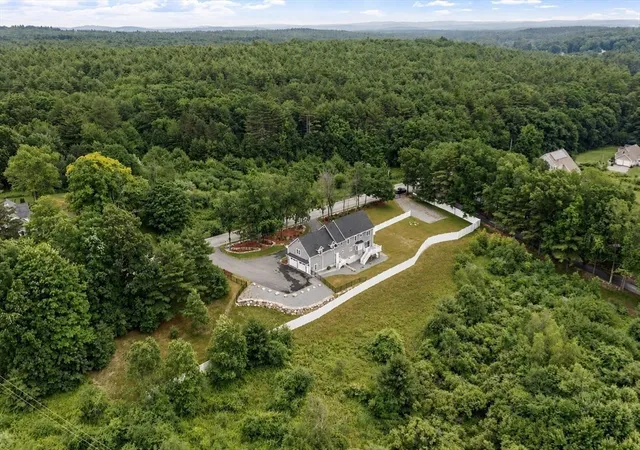 2nd image of 24 Townsend Rd, Shirley, MA 01464 | MLS# 73534959