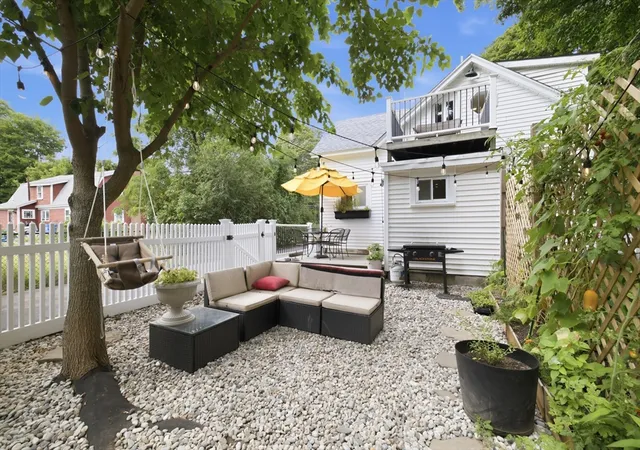 Photo 3 of Single family home for sale at 589 South St, Wrentham, MA 02093 | MLS# 73564798 | Listing updated on 2026-08-21