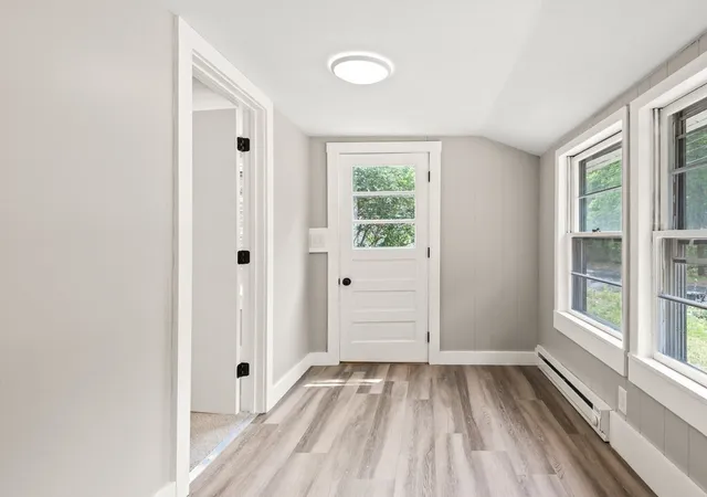 3rd image of 1202 Wachusett St, Jefferson, MA 01522 | MLS# 73525928