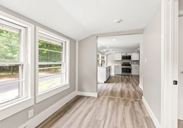 4th image of 1202 Wachusett St, Jefferson, MA 01522 | MLS# 73525928