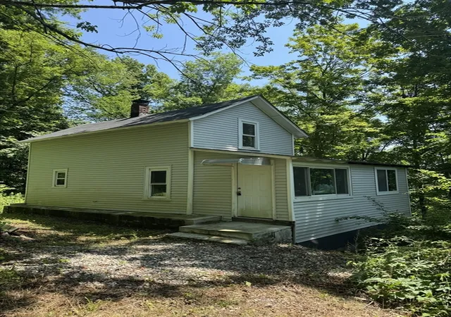 2nd image of 19 Goss Hill Rd, Huntington, MA 01050 | MLS# 73564058