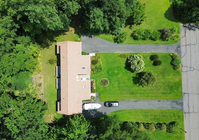 24th image of 5 Meadow Oak Ln #B, South Deerfield, MA 01373 | MLS# 73562272