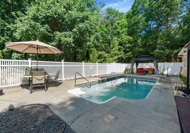 Photo 4 of Sale Pending at 12 Dakel Dr, Assonet, MA 02702 | MLS# 73538293 | Listing updated on 2026-09-19