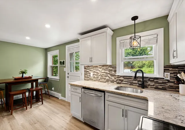 Photo 3 of Sale Pending at 7 Village Green Dr #7, North Andover, MA 01845 | MLS# 73569537 | Listing updated on 2026-09-03