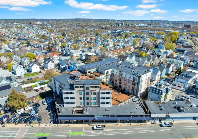 Homes for sale in Somerville, MA | 519 Broadway, Somerville, MA 02145 | Houzeo