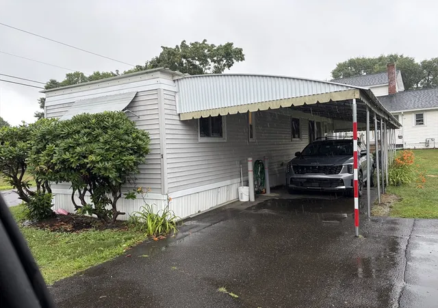3rd image of 139 West #1, Hatfield, MA 01038 | MLS# 73560178