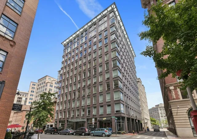 Homes for sale in Boston, MA | 80 Broad Street #302, Boston, MA 02110 | MLS# 73525465
