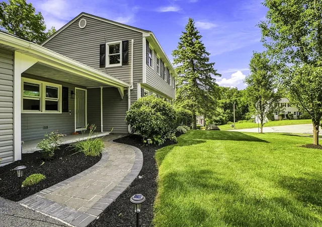 Photo 2 of Sale Pending at 31 Lexington Rd, Shrewsbury, MA 01545 | MLS# 73564096 | Listing updated on 2026-09-11