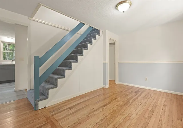 4th image of 18 Great Meadow Dr, Carver, MA 02330 | MLS# 73556386