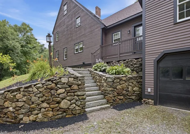 3rd image of 794 Ashburnham Hill Rd, Fitchburg, MA 01420 | MLS# 73557444