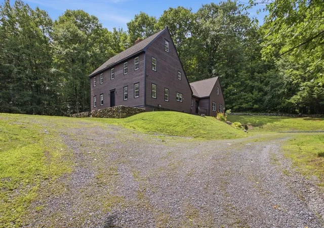 4th image of 794 Ashburnham Hill Rd, Fitchburg, MA 01420 | MLS# 73557444