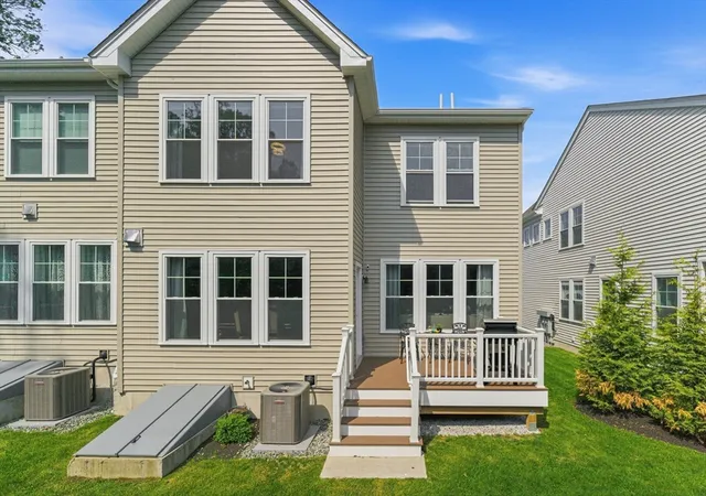 Homes for sale in Woburn, MA | 6 Cooley Dr #6, Woburn, MA 01801 | MLS# 73525597