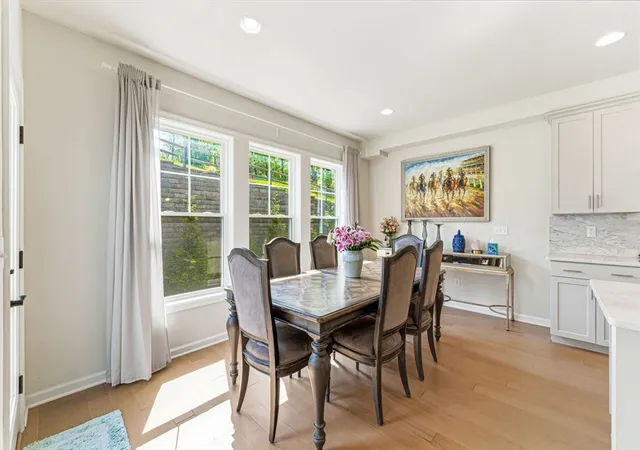 Homes for sale in Woburn, MA | 6 Cooley Dr, Woburn, MA 01801