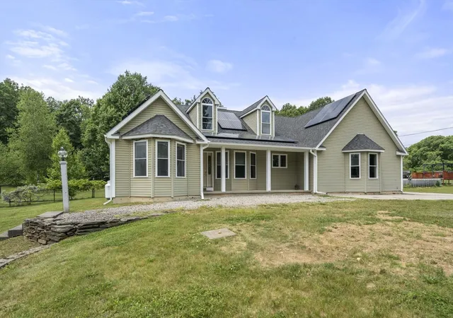 Photo 3 of Single family home for sale at 893 Cronin Rd, Warren, MA 01083 | MLS# 73538617 | Listing updated on 2026-08-17