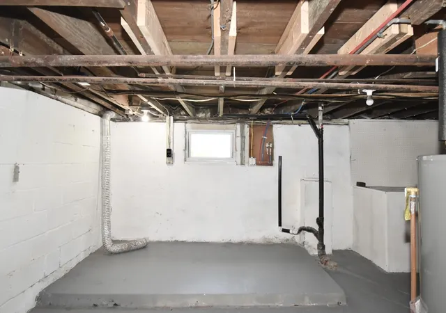 24th image of 119 Littleton St, Springfield, MA 01104 | MLS# 73561401