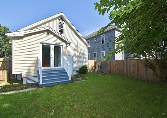 2nd image of 119 Littleton St, Springfield, MA 01104 | MLS# 73561401