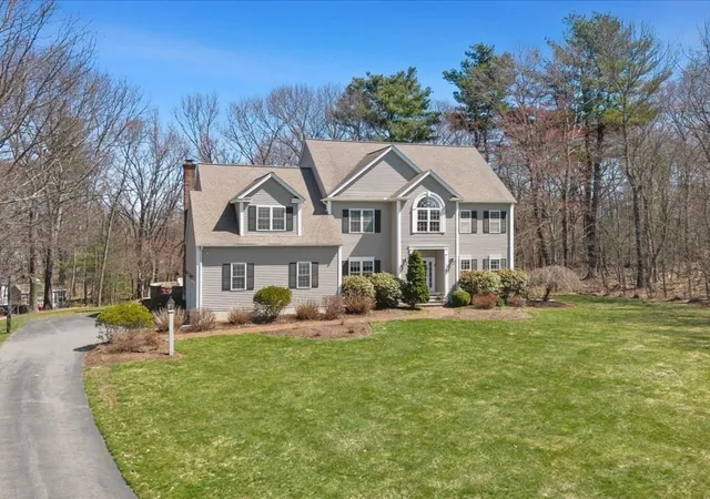 2nd image of 5 Breakneck Hill Rd, Hopkinton, MA 01748 | MLS# 73501507