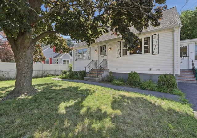 1st image of 85 Bunker Hill Ave, Lowell, MA 01850 | MLS# 73553172
