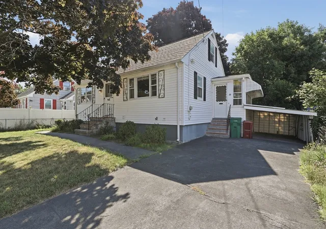 2nd image of 85 Bunker Hill Ave, Lowell, MA 01850 | MLS# 73553172