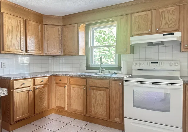 3rd image of 26-28 Birch St, Ludlow, MA 01056 | MLS# 73552972