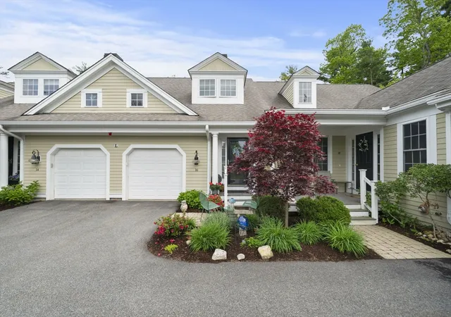1st image of 16 Hayloft Lane #16, Marshfield, MA 02050 | MLS# 73530730