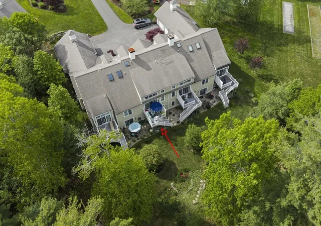2nd image of 16 Hayloft Ln, Marshfield, MA 02050