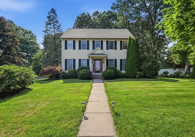 1st image of 71 Wildflower Circle, Westfield, MA 01085 | MLS# 73556185