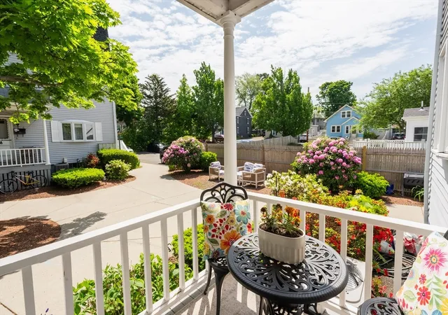 2nd image of 3 Winter Pl #3, Melrose, MA 02176 | MLS# 73546500