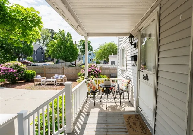 3rd image of 3 Winter Pl #3, Melrose, MA 02176 | MLS# 73546500