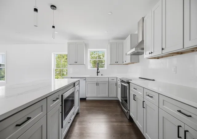 image of 61 Mcalee Ave, Framingham, MA 01702 | MLS# 73562482