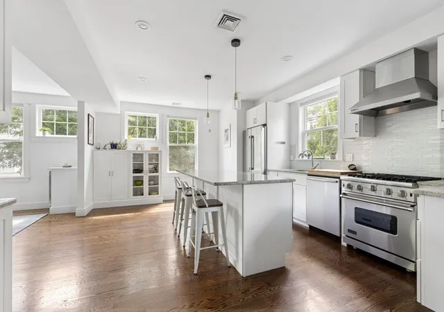 Homes for sale in Brookline, MA | 157 Cypress St #2, Brookline, MA 02445 | MLS# 73549336
