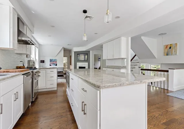 Homes for sale in Brookline, MA | 157 Cypress St #2, Brookline, MA 02445 | MLS# 73549336