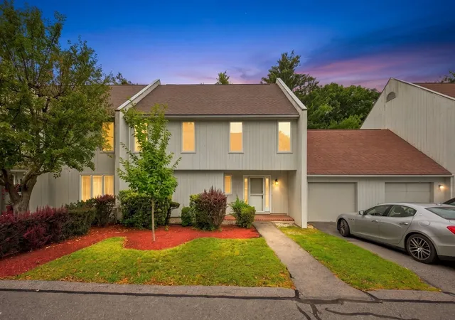 1st image of 34 Woodland Park Dr #34, Haverhill, MA 01830 | MLS# 73566238