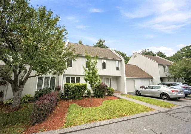 2nd image of 34 Woodland Park Dr #34, Haverhill, MA 01830 | MLS# 73566238