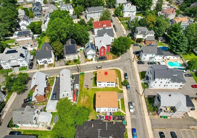 2nd image of 88 90 Park St, Medford, MA 02155 | MLS# 73559604