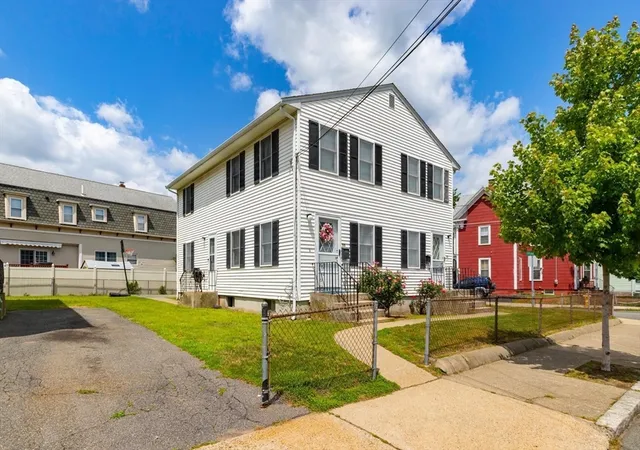 Listing Photo 5 - Condo for sale in building located at 88-90 Park St, Medford, MA 02155