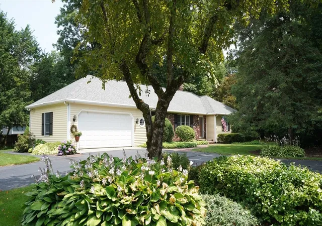 image of 41 Wagon Wheel Rd, North Attleboro, MA 02760 | MLS# 73554467