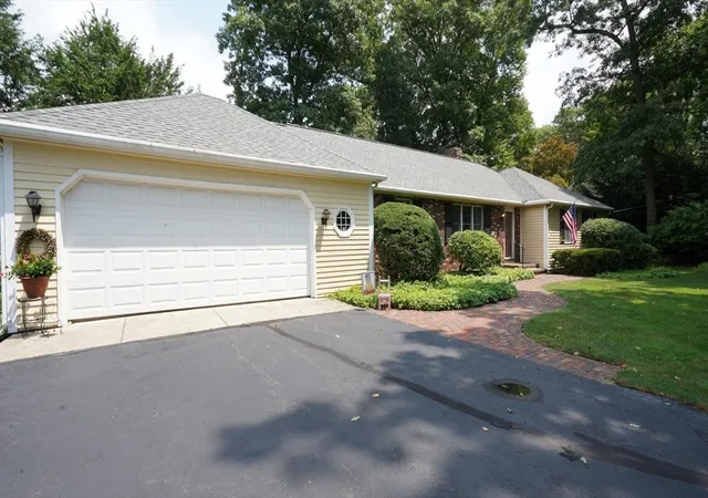 image of 41 Wagon Wheel Rd, North Attleboro, MA 02760 | MLS# 73554467
