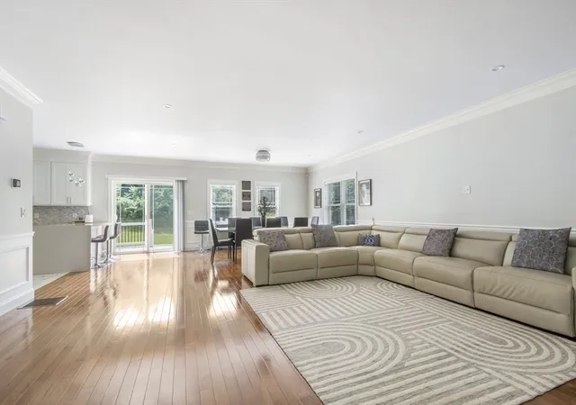 Photo 3 of Single family home for sale at 257 Prospect St, Auburn, MA 01501 | MLS# 73565971 | Listing updated on 2026-10-06