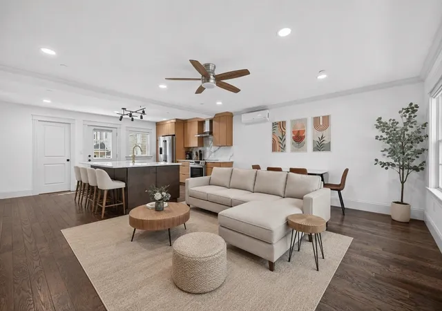Photo 2 of Single family home for sale at 10 Osborne, Salem, MA 01970 | MLS# 73550286 | Listing updated on 2026-09-14