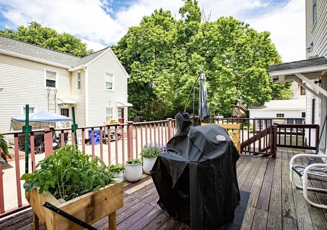21st image of 1 Spring St, Taunton, MA 02780 | MLS# 73539609