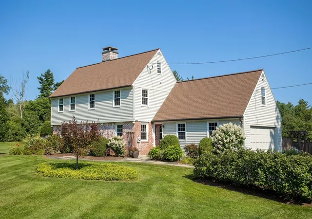Photo 3 of Single family home for sale at 22 Post Rd, Lenox, MA 01240 | MLS# 73563529 | Listing updated on 2026-09-06