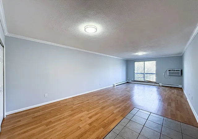 Homes for sale in Marlborough, MA | 110 Boston Post Rd E #4, Marlborough, MA 01752 | MLS# 73533147