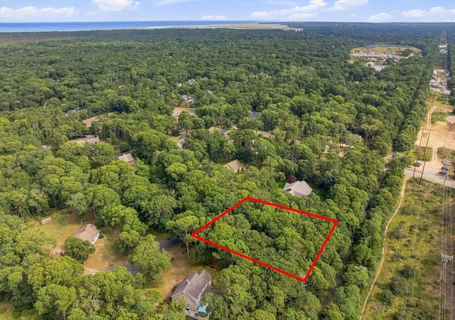 4th image of 35 Danielle Dr, Eastham, MA 02642 | MLS# 73567307