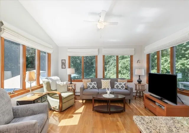 4th image of 15 Chatham Way, Lynnfield, MA 01940 | MLS# 73561900