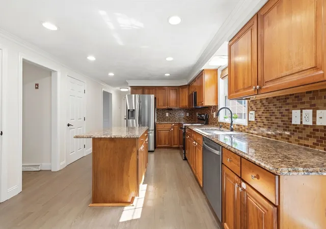 Homes for sale in Wilmington, MA | 98 Park Ave, Wilmington, MA 01887 | MLS# 73544378