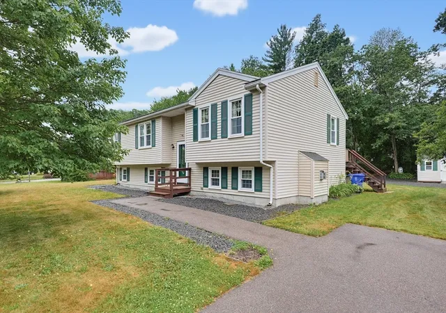 Homes for sale in East Taunton, MA | 99 Wren St, East Taunton, MA 02718 | MLS# 73546476