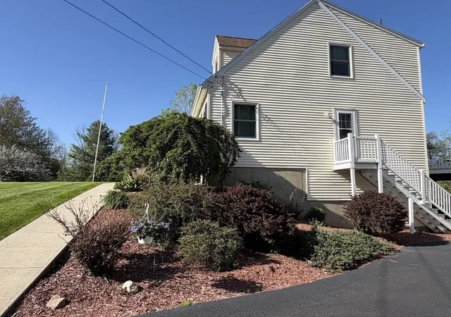Homes for sale in Ware, MA | 3 Old Poor Farm Rd, Ware, MA 01082 | MLS# 73532999