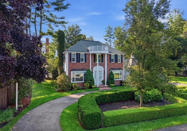 2nd image of 2 Russell Road, Lynnfield, MA 01940 | MLS# 73550058